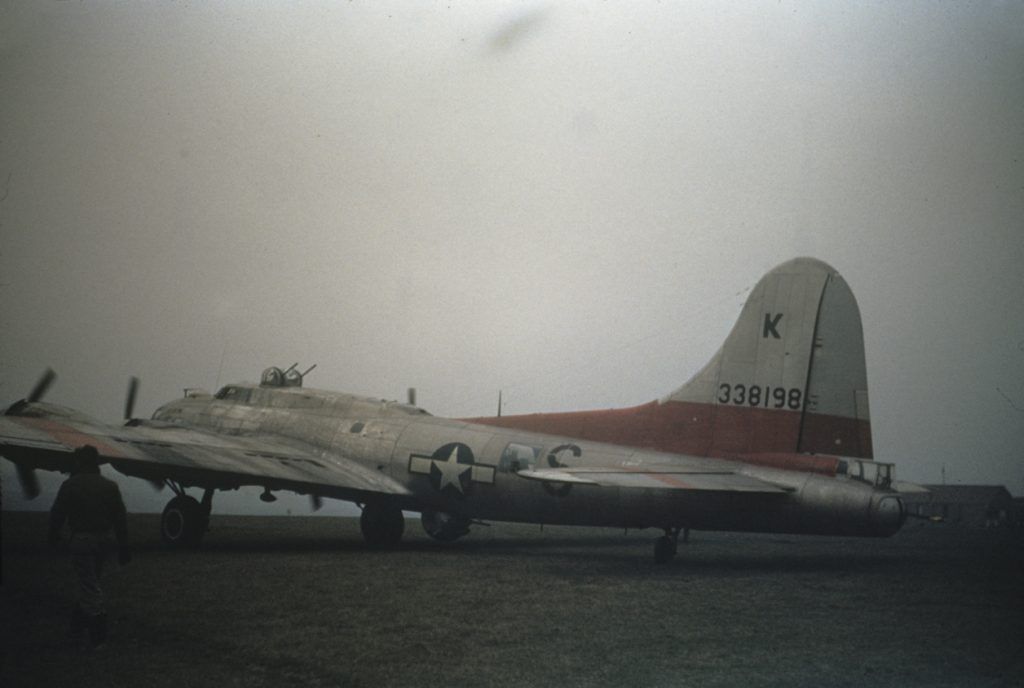 38198nicknamed198ofthe493rdBombGroup